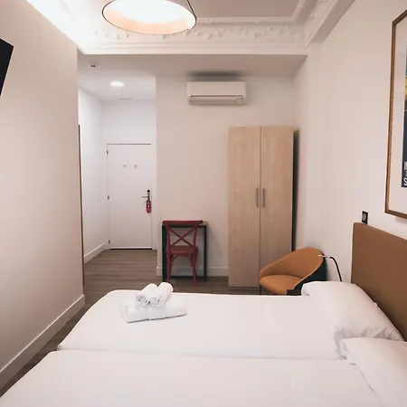 Roomss 아파트호텔
