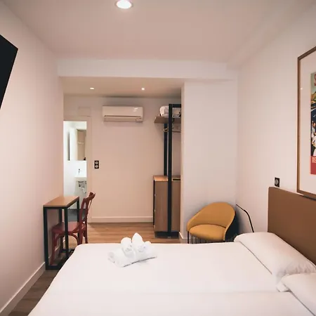 아파트호텔 Roomss
