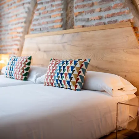 Roomss Aparthotel San Sebastian