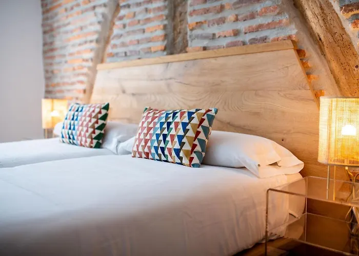 Roomss Aparthotel San Sebastian